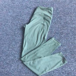 Victoria’s Secret Sport knockout tights